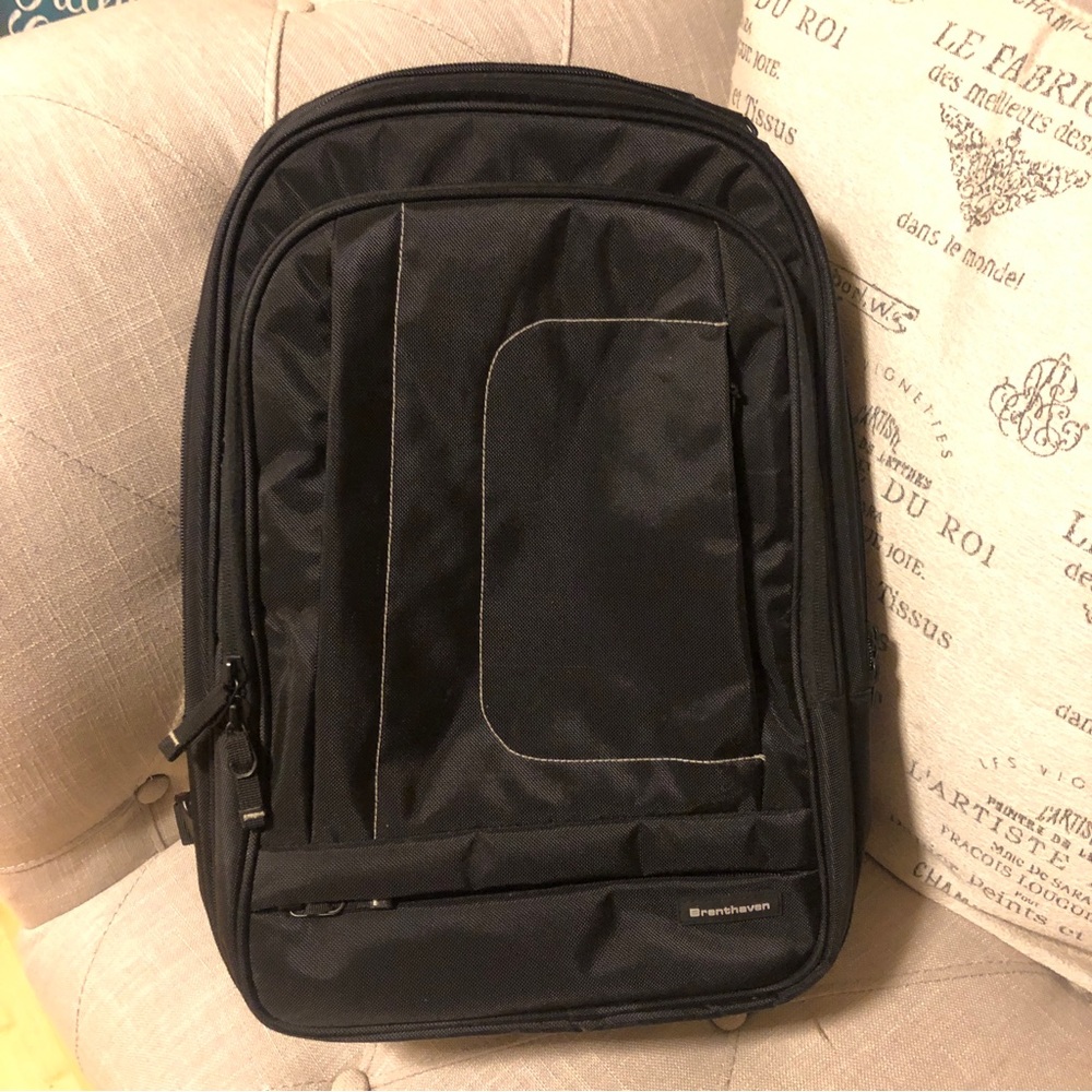 NWOT Brenthaven MetroLite Laptop Travel Backpack XF (X-Ray Friendly)